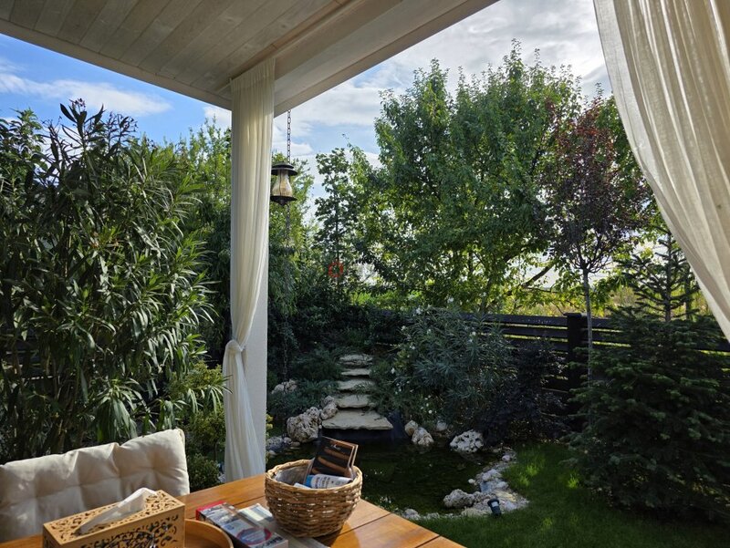 Casa inteligenta, sustenabila si eleganta, refugiul unui designer