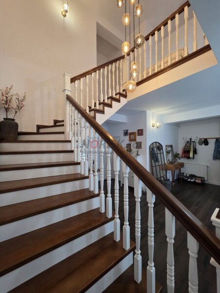 Casa inteligenta, sustenabila si eleganta, refugiul unui designer